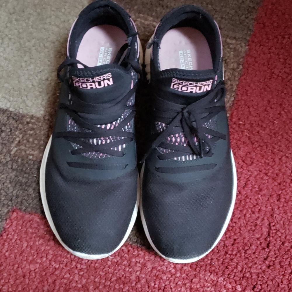 Athletes shoes
